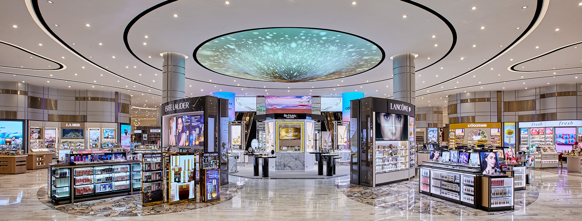 /cdf%20Macau%20Grand%20Lisboa%20Palace%20Shop