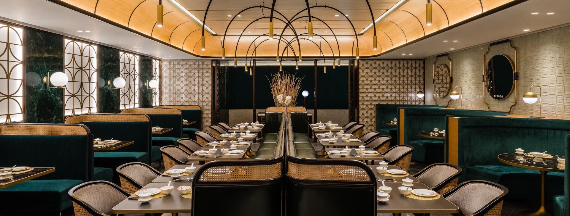 /glp-restaurant-huating-hero-dt01-rev