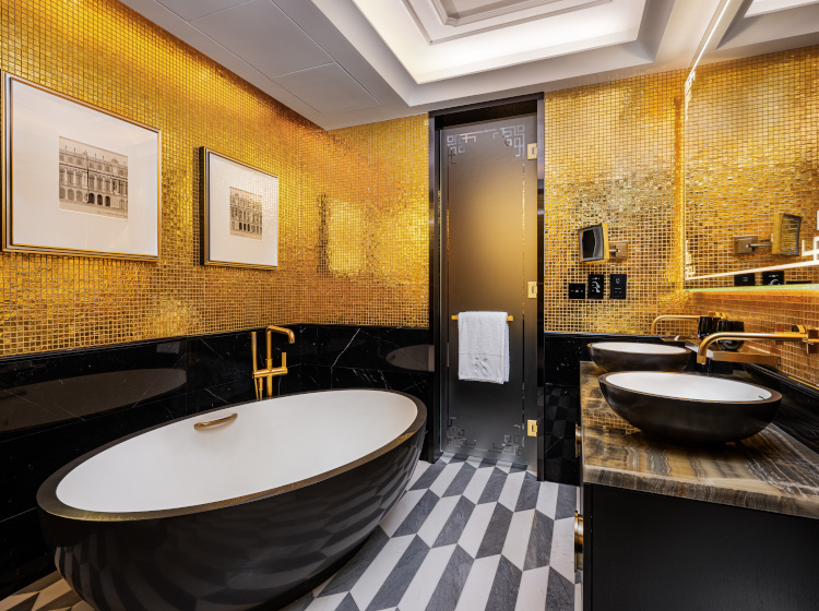 /glp-tkl-createur-bathroom-hero-mb