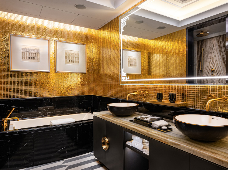 /glp-tkl-kameo-bathroom-hero-mb