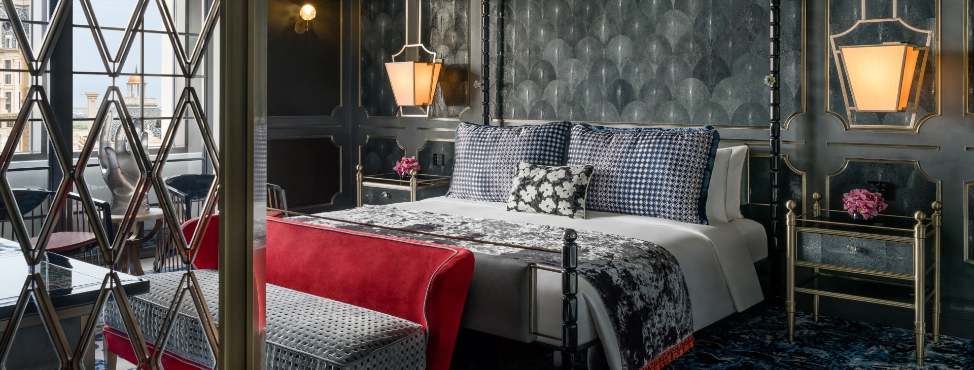 /GLP%20Velvet%20Suite