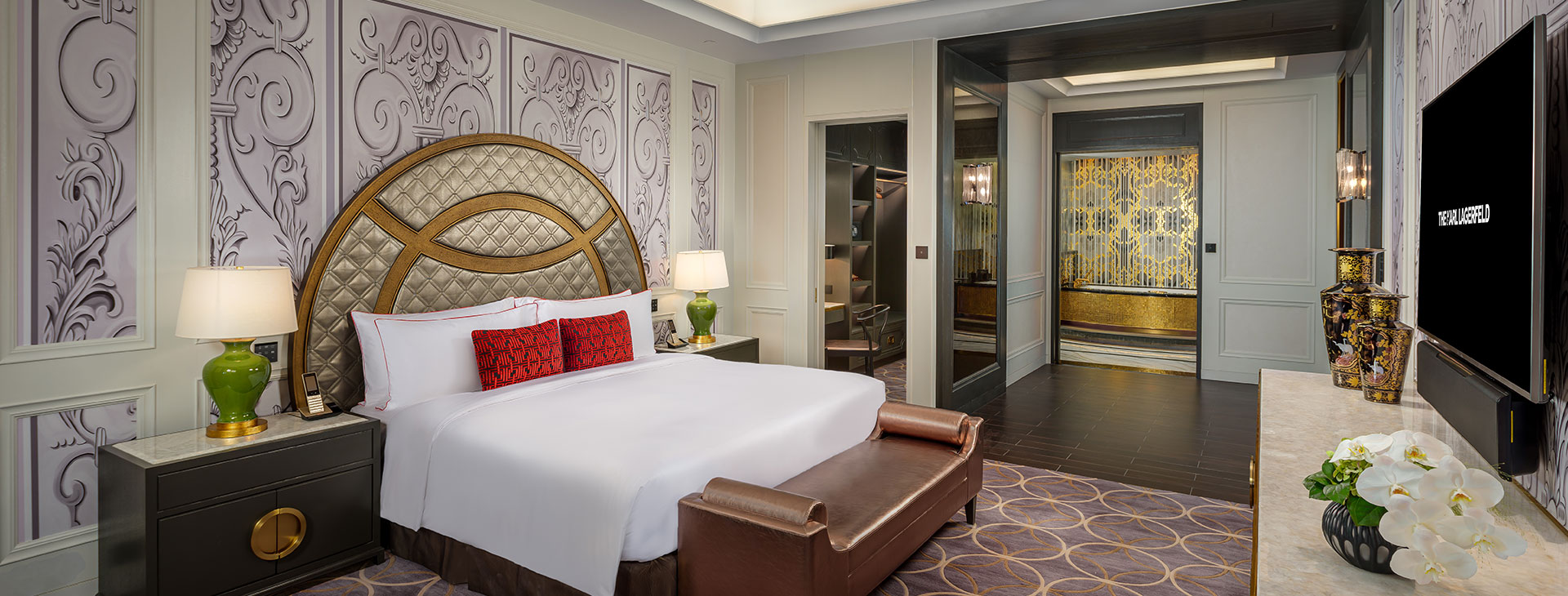 /THE%20KARL%20LAGERFELD%20Autograph%20Suite